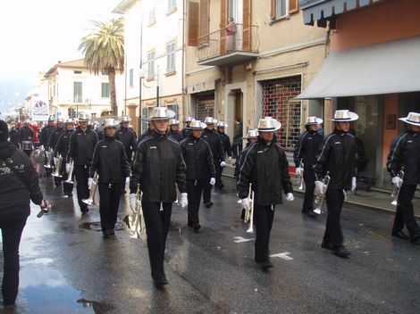 Ingrandisci la foto